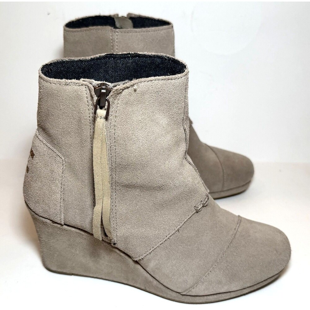 TOMS Taupe Suede Desert Wedge Ankle Boots Side Zip Women’s 7.5